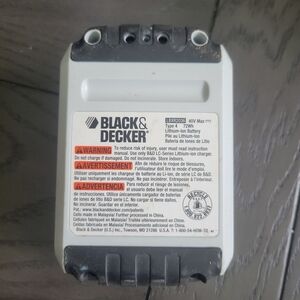 BLACK & DECKER 40V Lithium-Ion Battery Pack - White/Grey